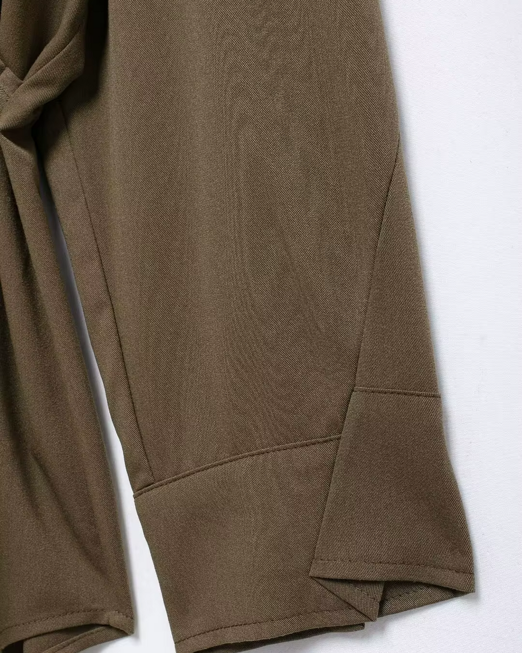 Vintage Bruine Chique Blouse met Verstelbare Knopen voor Dames