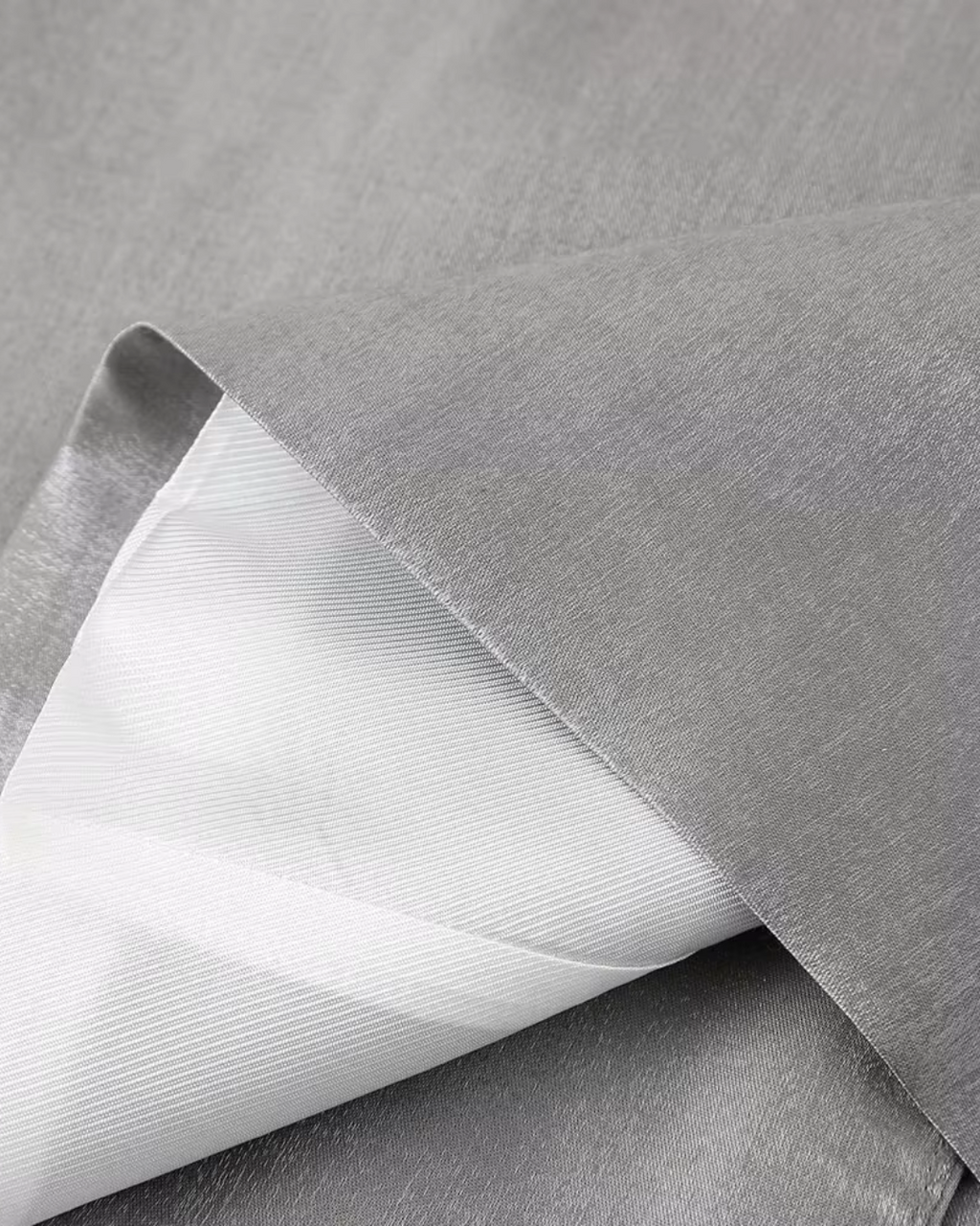 Satijnen Grijze Tweedelige Blazer en Broek Set voor Dames