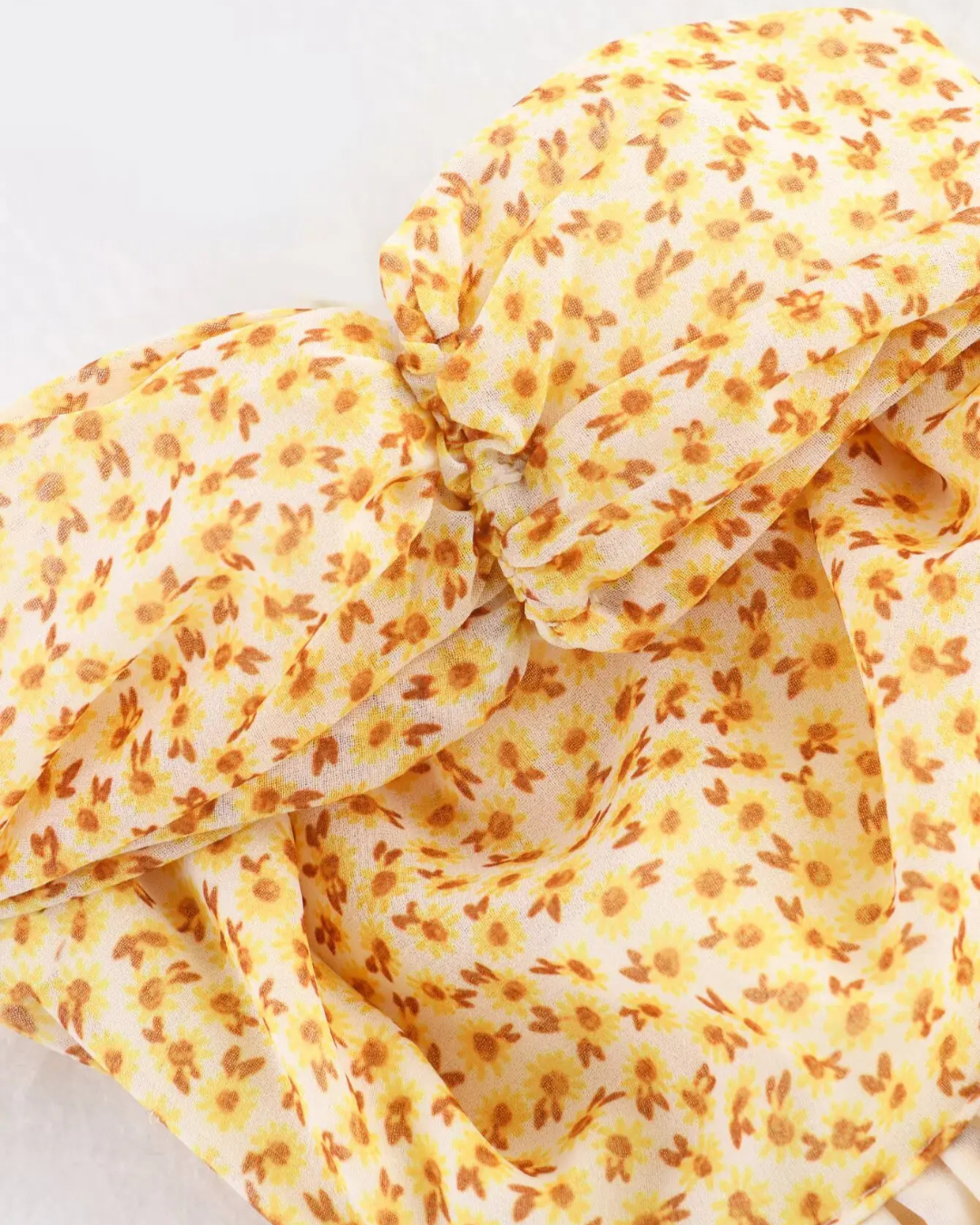 Zomerse Off-Shoulder Mini Jurk – Ruches & Halterdetail voor Dames