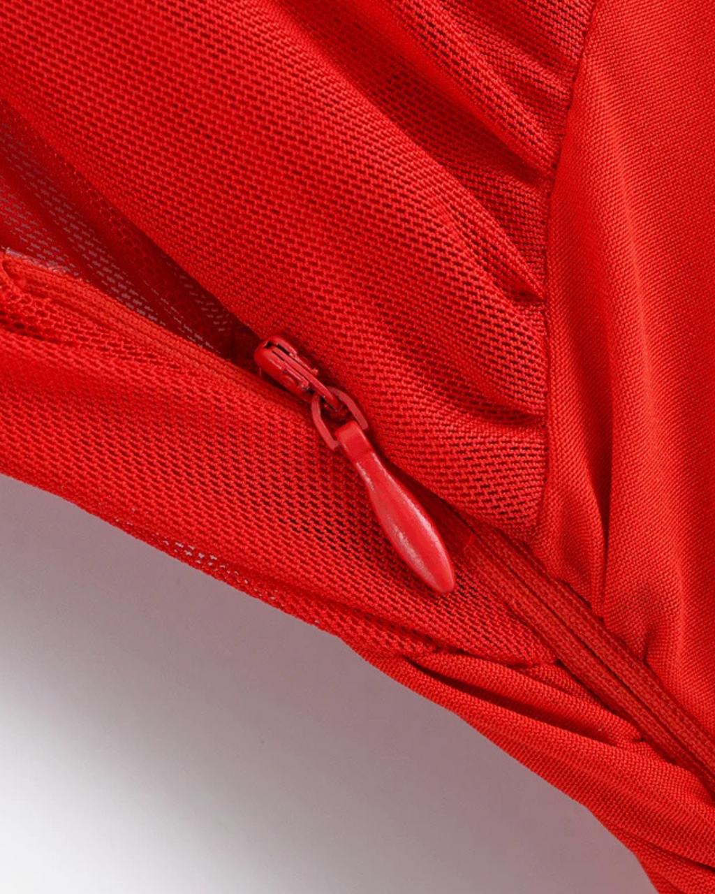 Rode Mouwloze Midi Jurk met Tule en Ritsdetail voor Dames