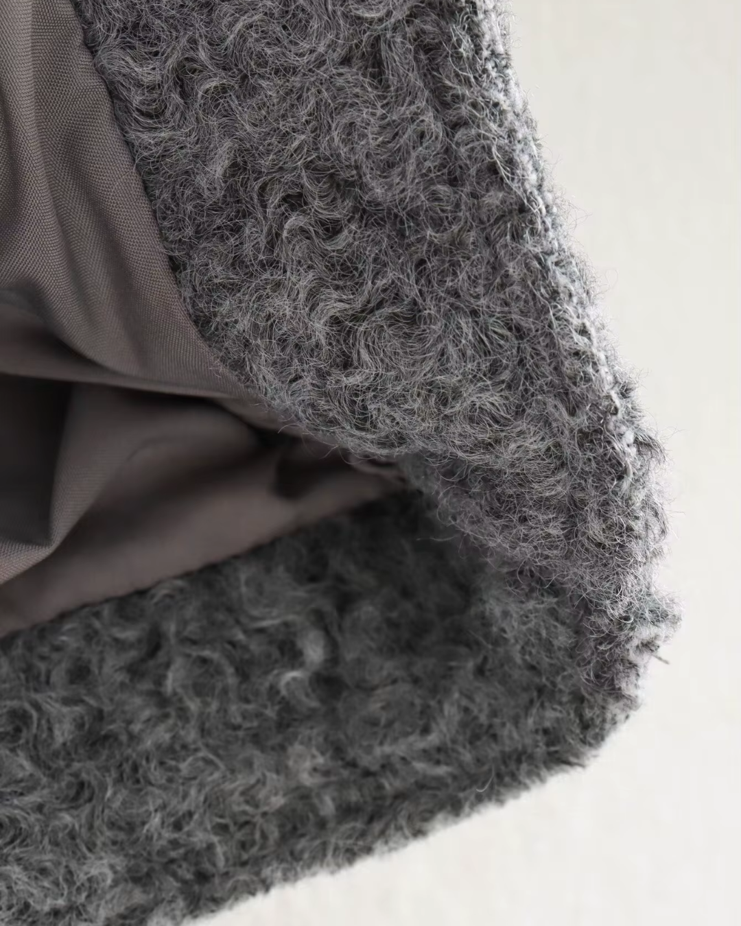 Grijze Tweed Cropped Bomberjack met Grote Zakken voor Dames