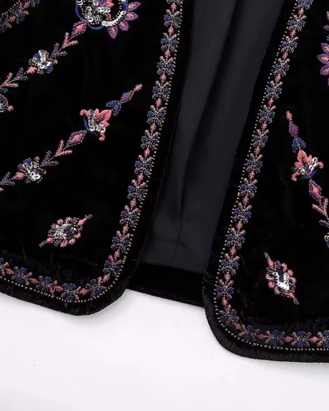 Zwart Mouwloos Vest met Bloemen Borduurwerk voor Dames