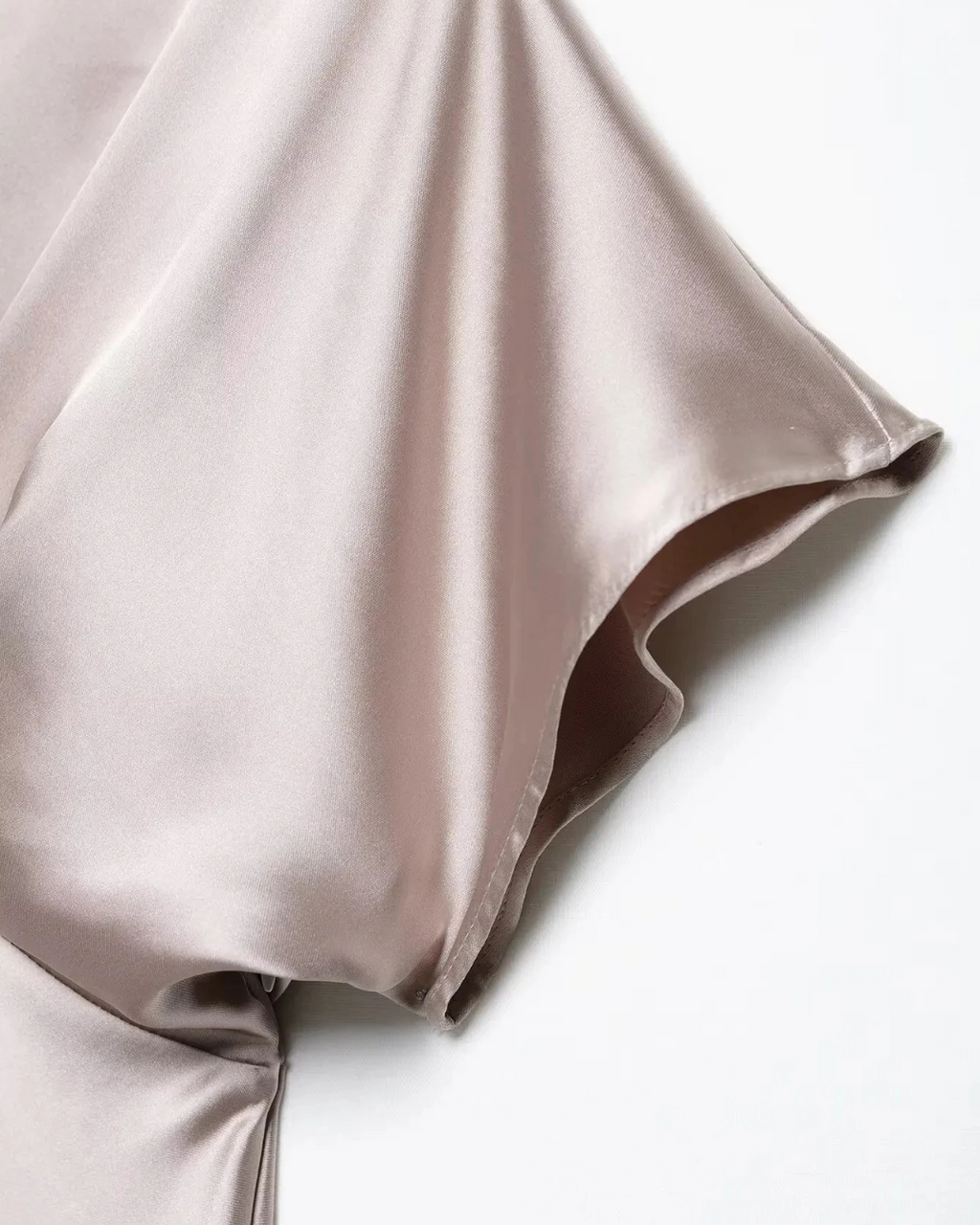 Elegante Midi Jurk met V-Hals en Plooi Details voor Dames