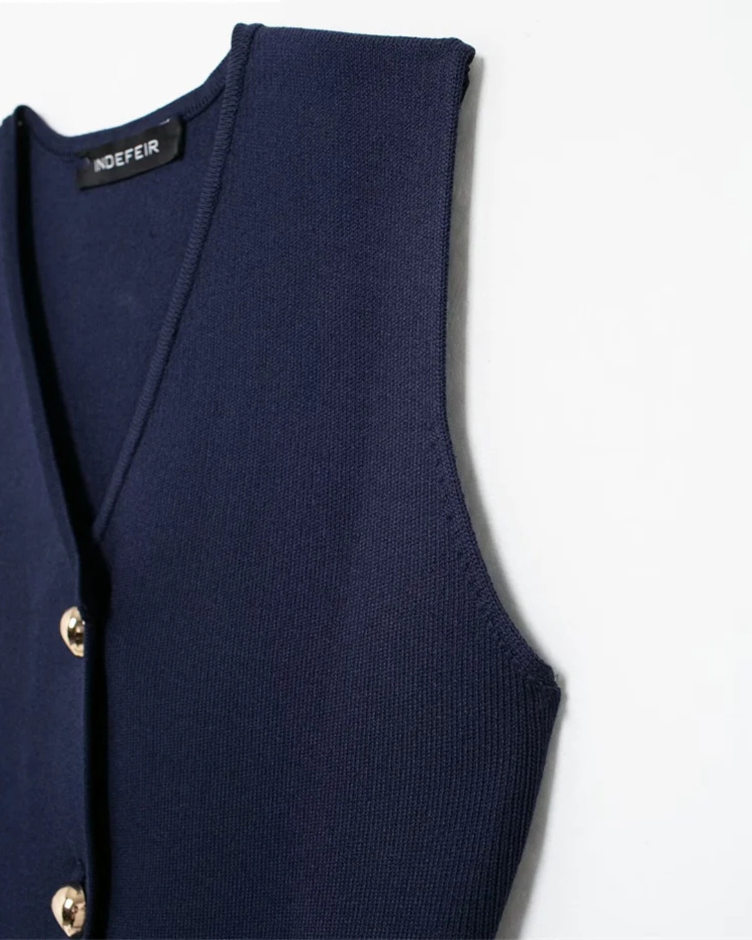 Gebreid Mouwloos V-Hals Vest met Gouden Knopen voor Dames