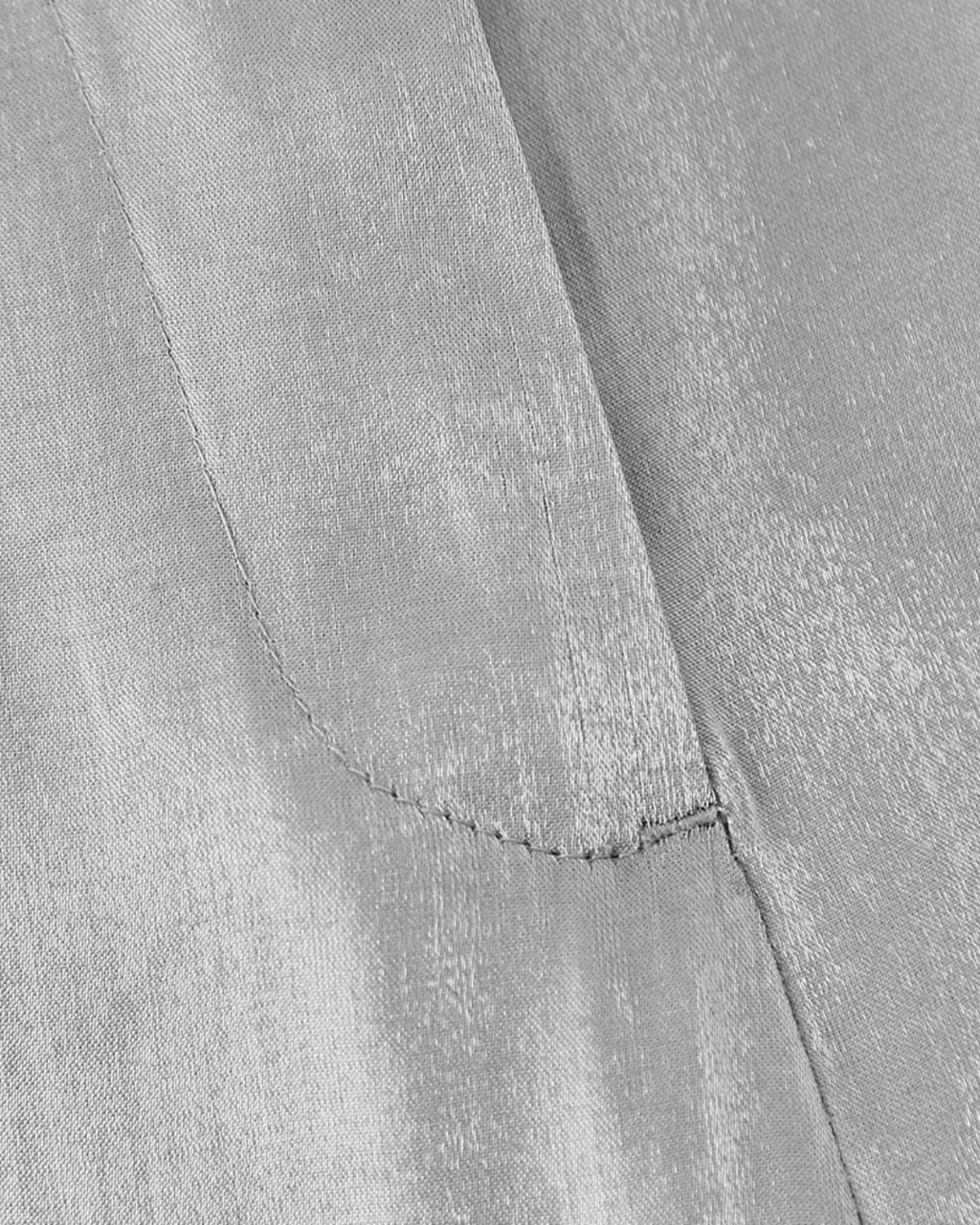 Satijnen Grijze Tweedelige Blazer en Broek Set voor Dames