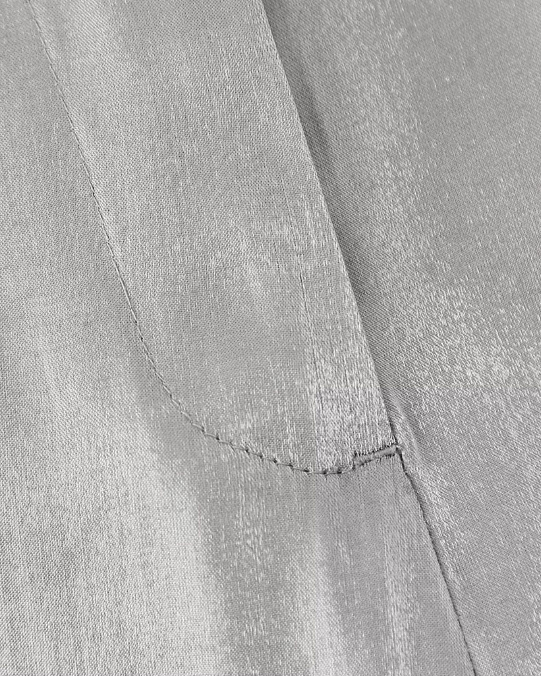 Satijnen Grijze Tweedelige Blazer en Broek Set voor Dames