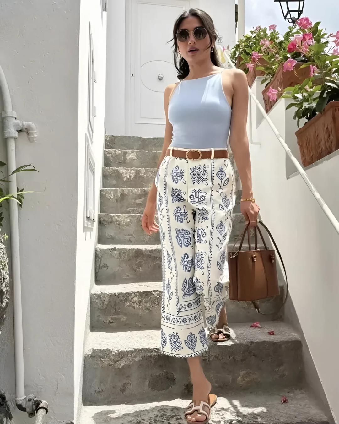 Witte Linnen Broek met Blauwe Borduurwerk voor Dames