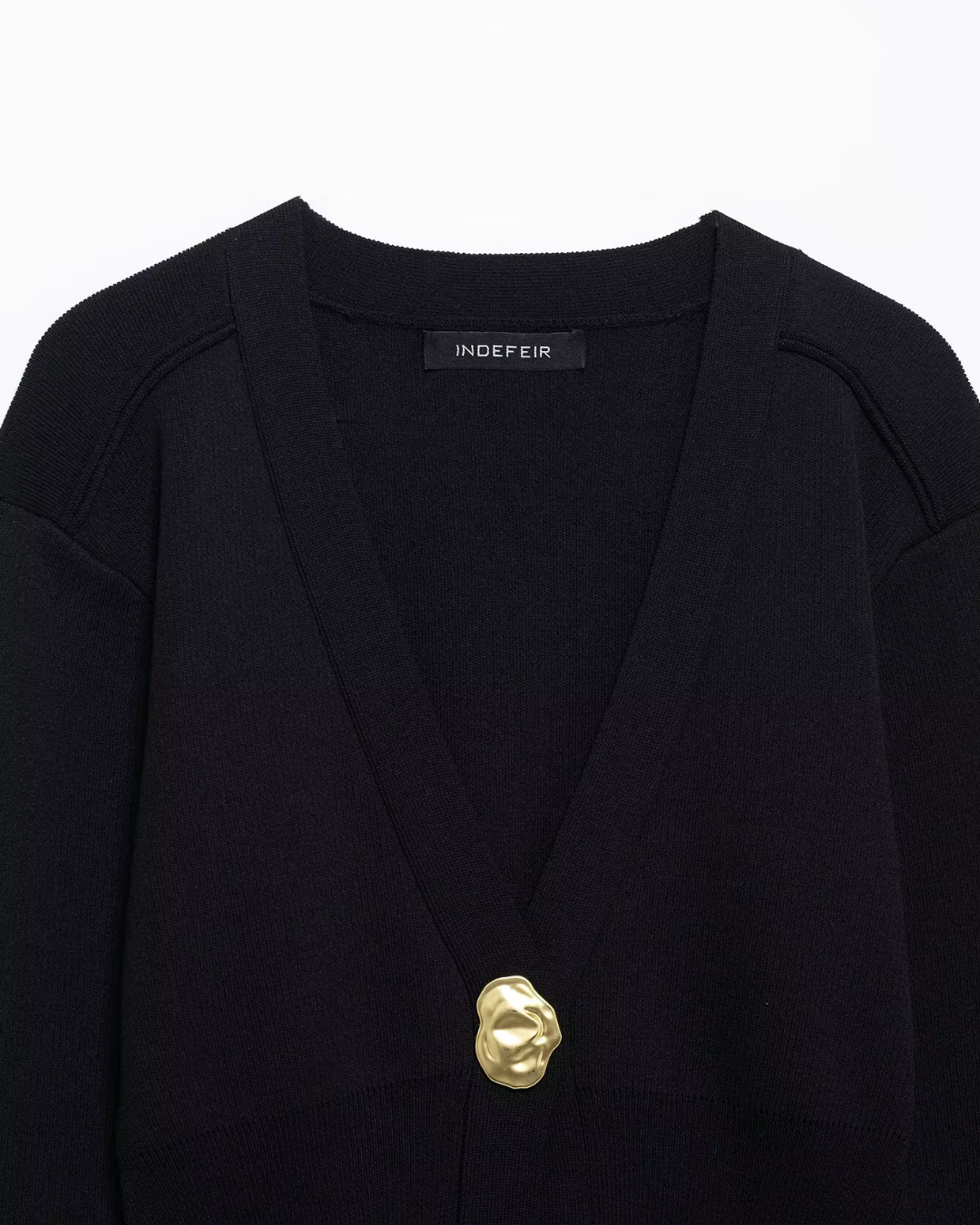 Casual Chique Vest met V-hals en Lange Mouwen voor Dames