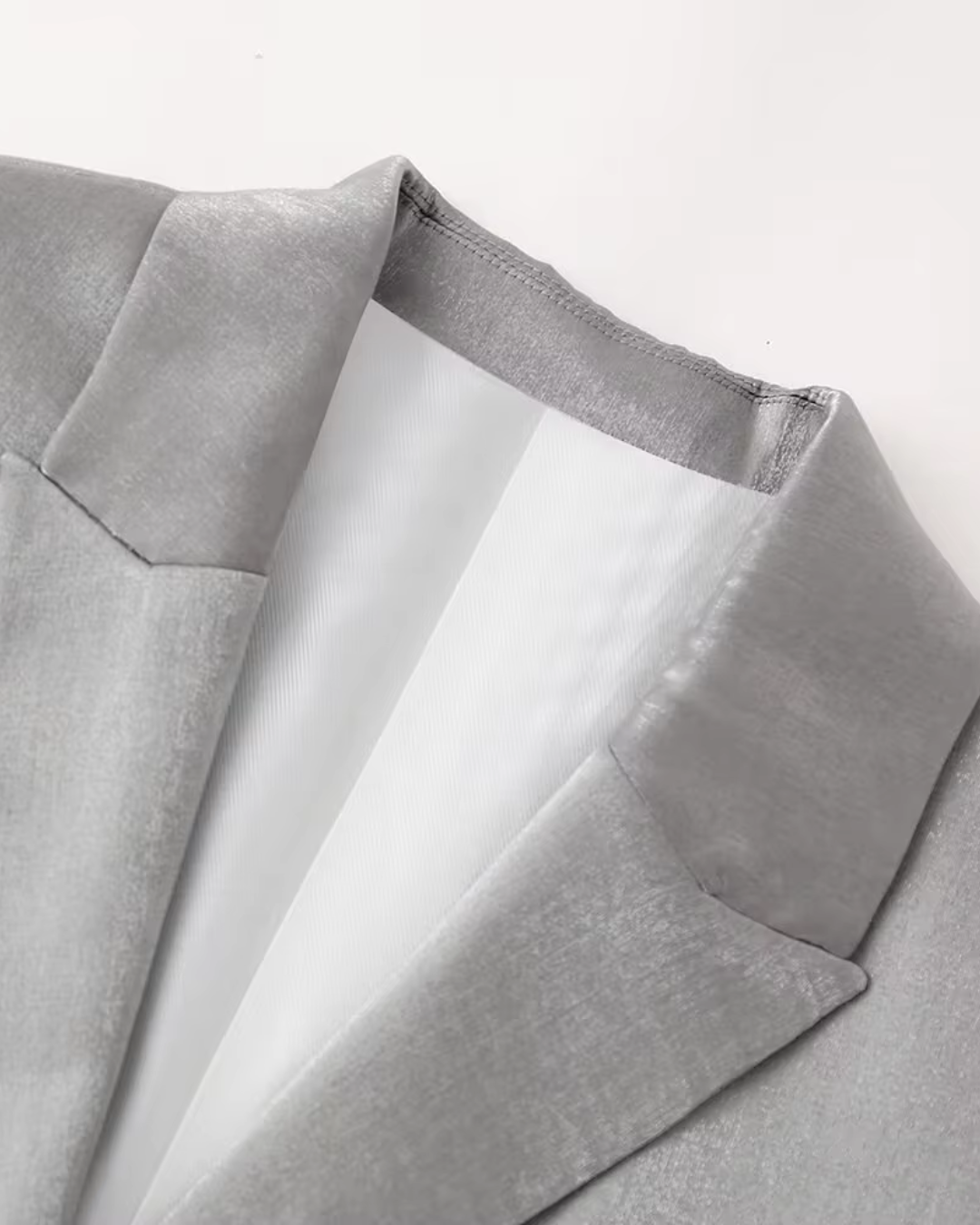 Satijnen Grijze Tweedelige Blazer en Broek Set voor Dames