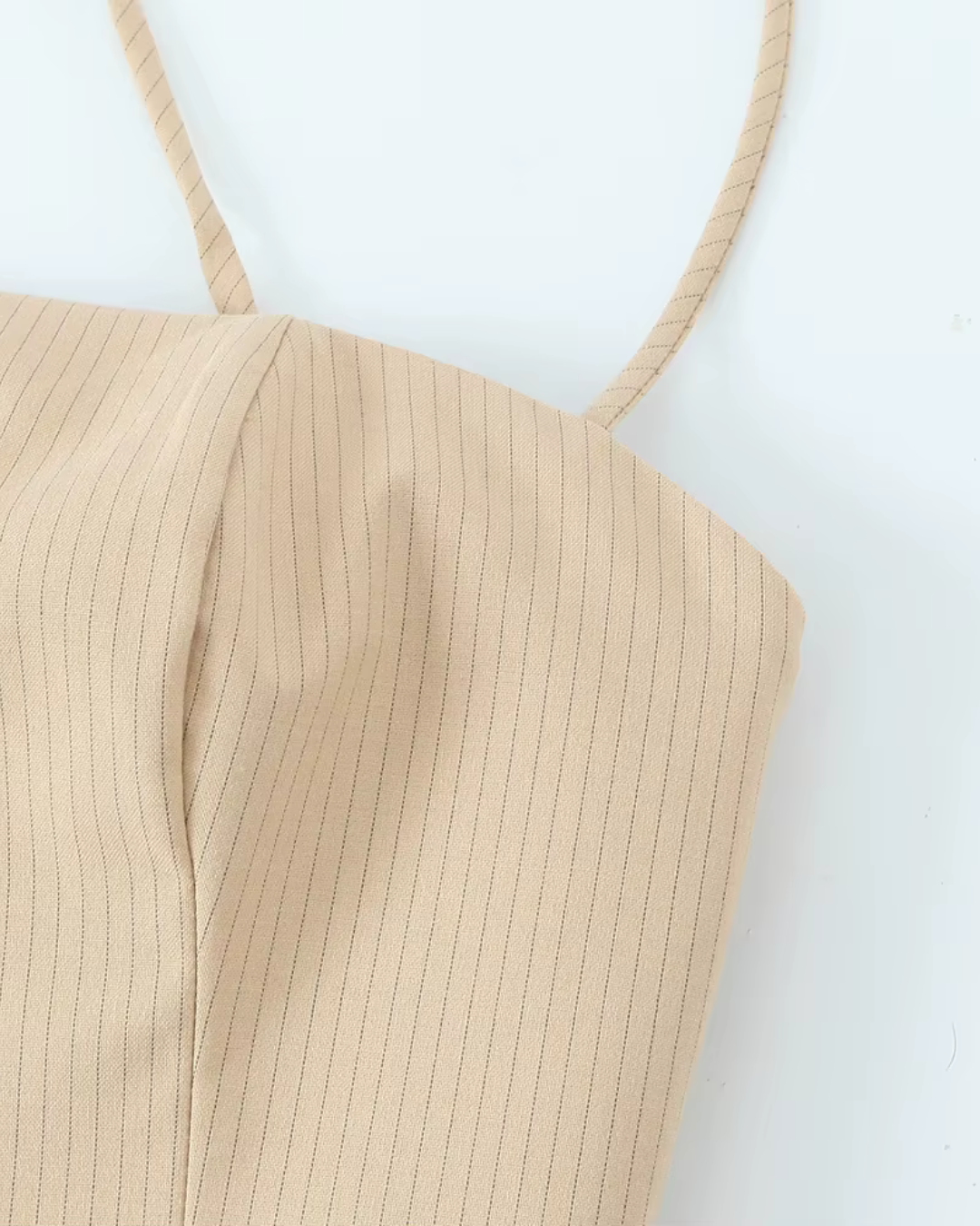 Beige Krijtstreep Midi Jurk met een Elegante Rand voor Dames