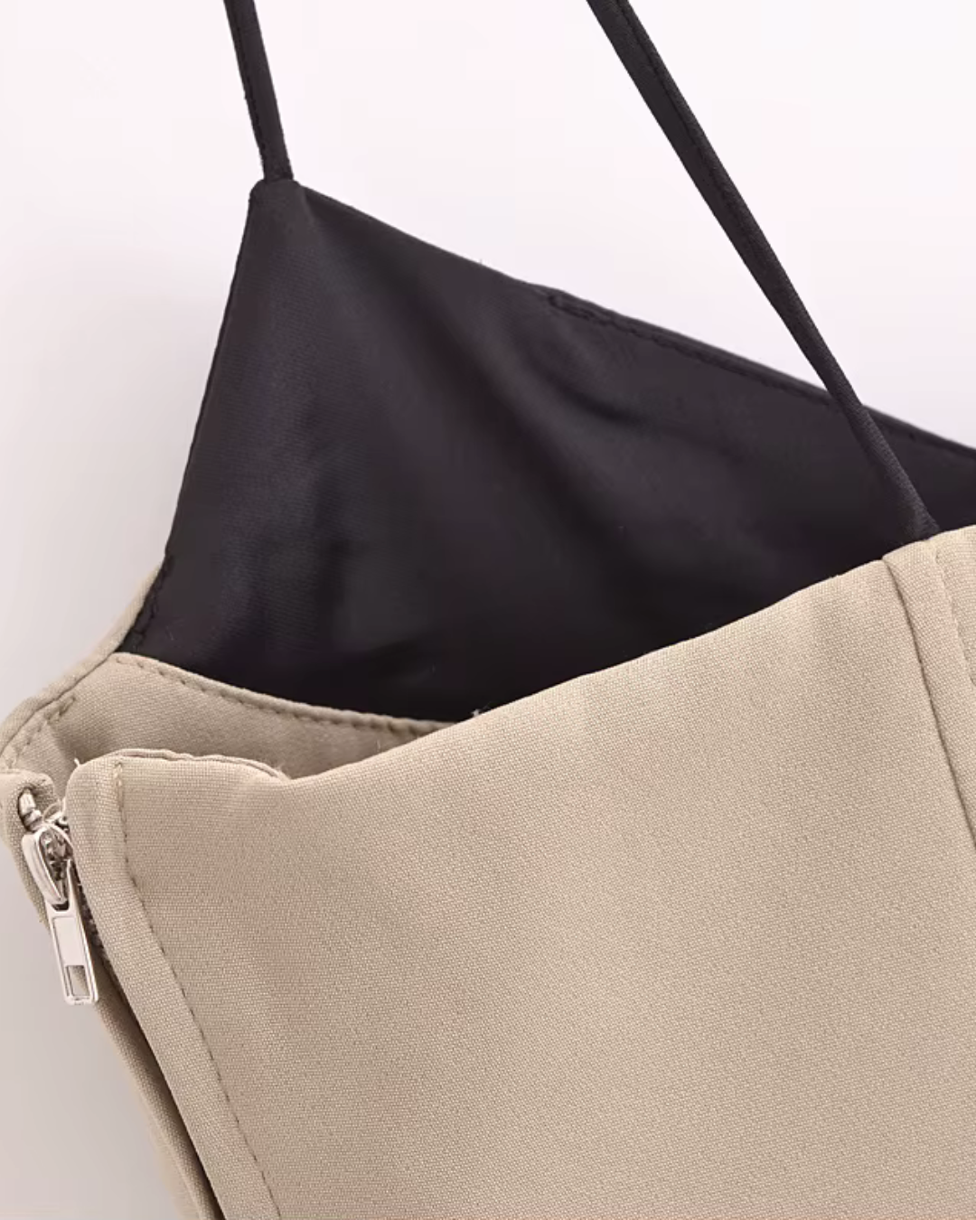 Elegant Gesplitst Hemdje met Open Rug en Hoge Street Style