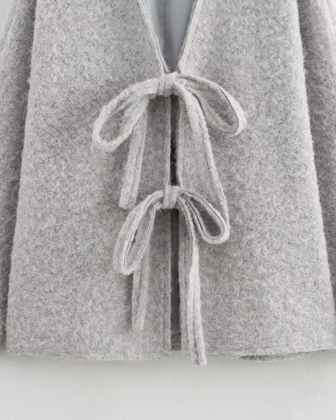 Retro Chique Effen Jas met Strik en V-Hals voor Dames