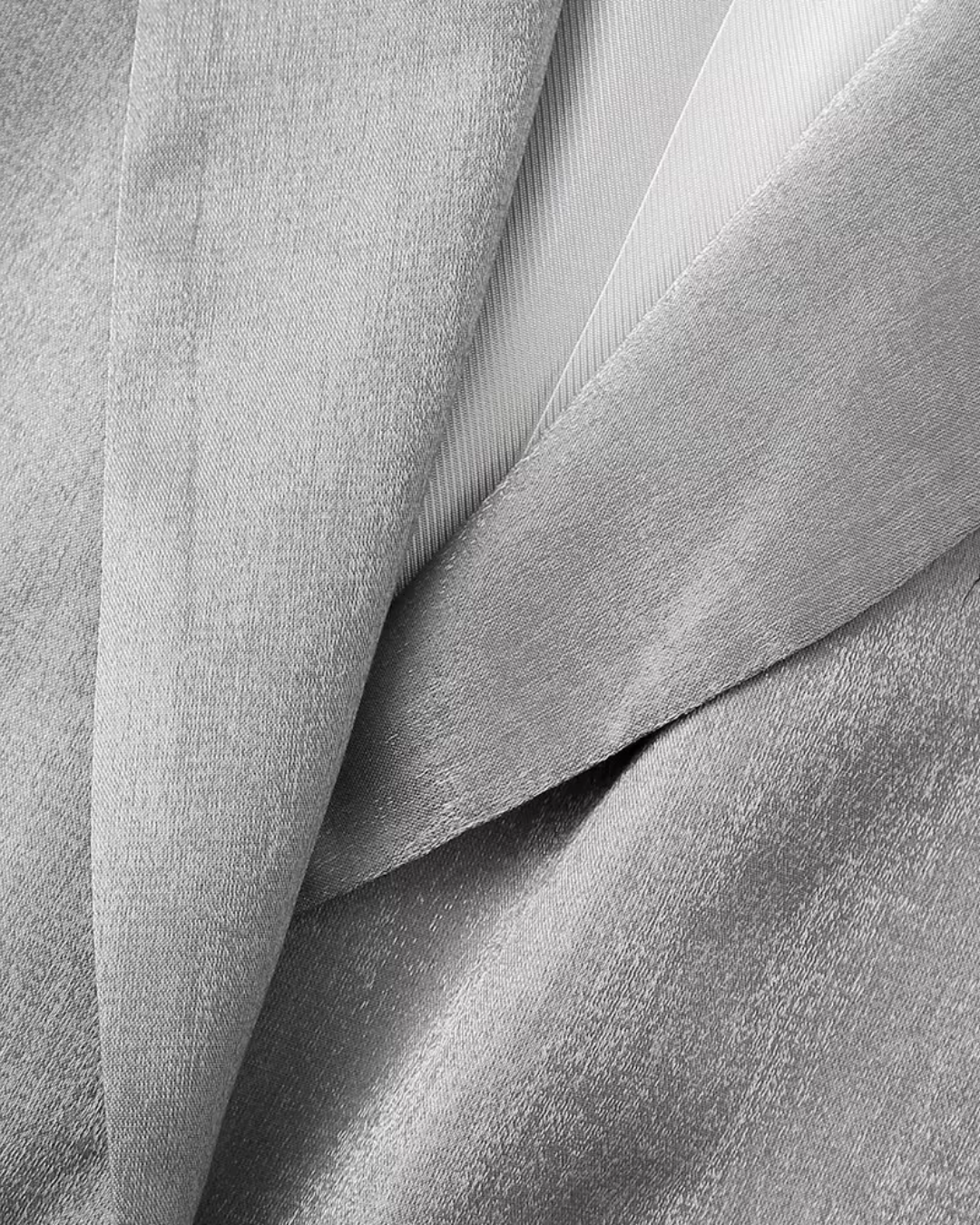 Satijnen Grijze Tweedelige Blazer en Broek Set voor Dames