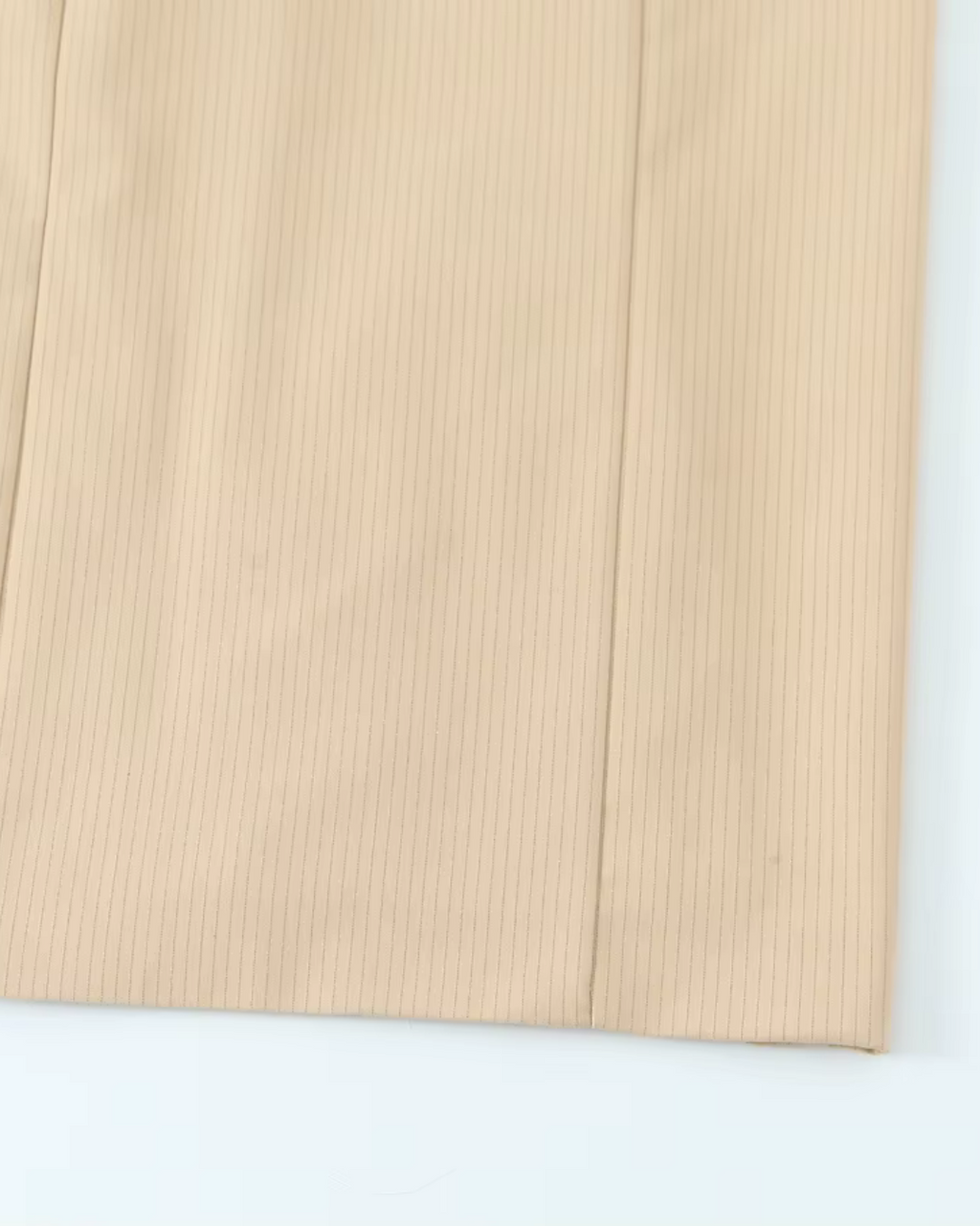 Beige Krijtstreep Midi Jurk met een Elegante Rand voor Dames