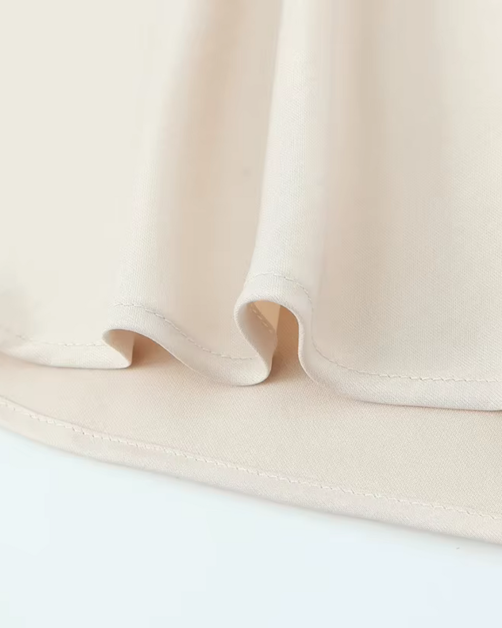 Satijnen Avondjurk met Spaghetti Bandjes voor Dames