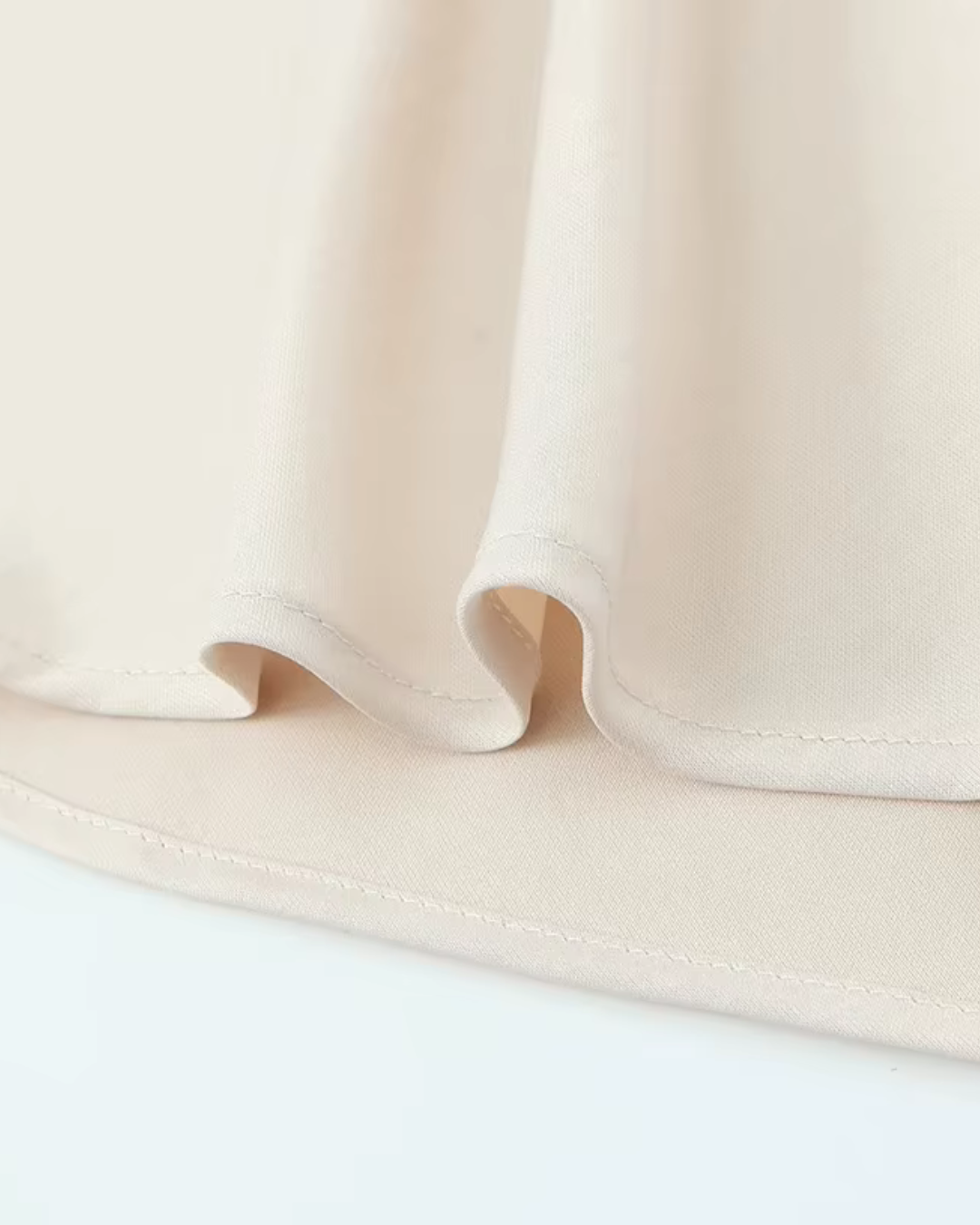 Satijnen Avondjurk met Spaghetti Bandjes voor Dames