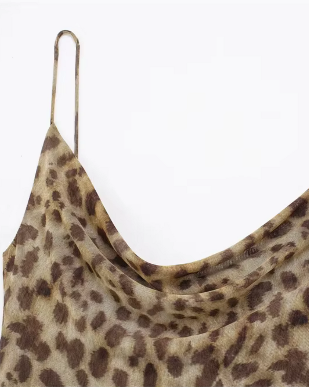 Vintage geïnspireerde dames maxi jurk met panterprint en een elegante open rug