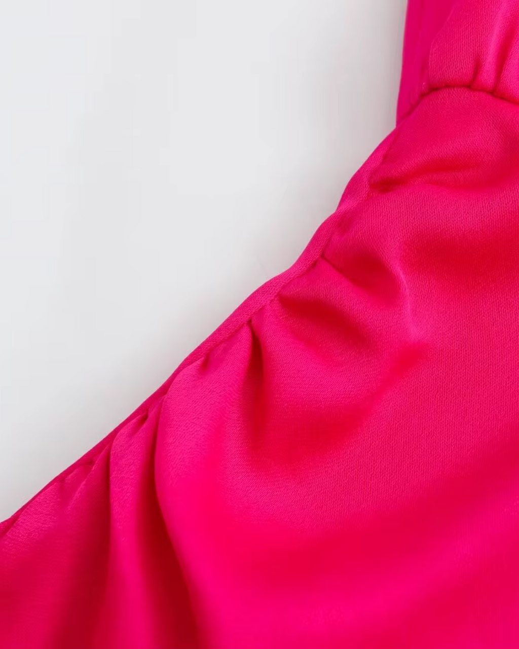 Satijnen Mouwloze Jurk met Ruches en Split voor Dames