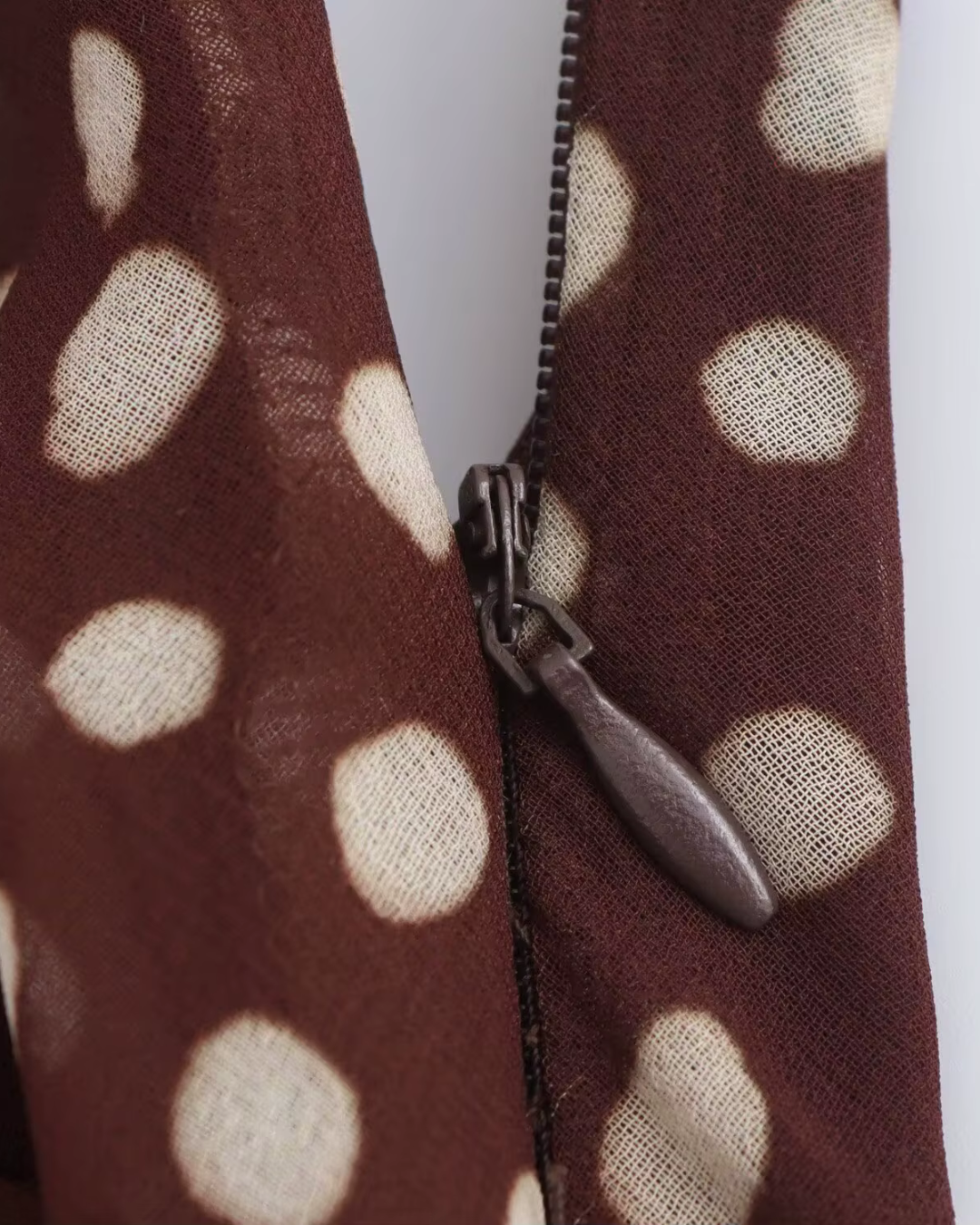 Polka Dot Jarreteljurk met Open Rug voor Dames