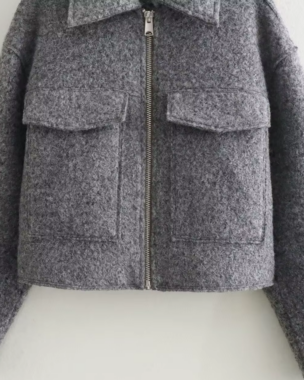 Grijze Tweed Cropped Bomberjack met Grote Zakken voor Dames