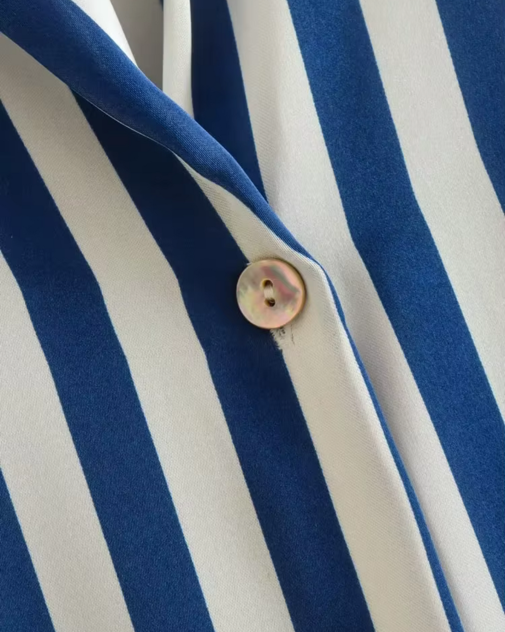 Blauw-Wit Gestreepte Satijnen Blouse voor Dames