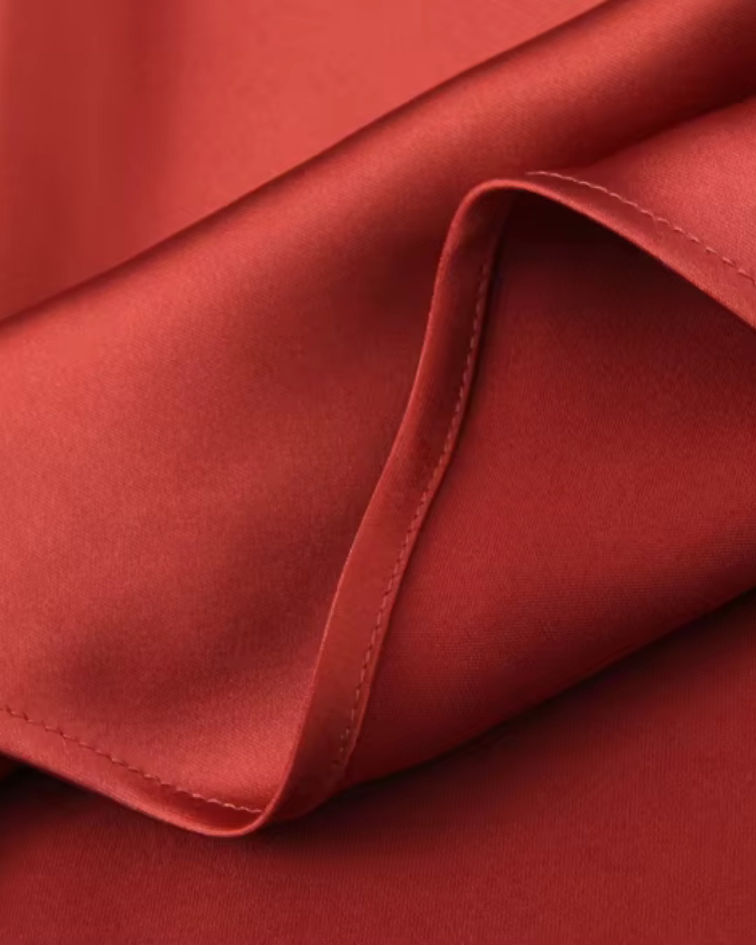 Satijnen Avondjurk met V-Hals en Dunne Bandjes voor Dames