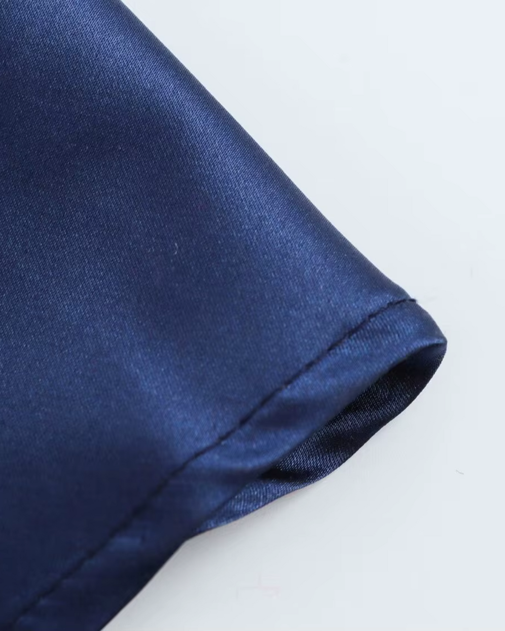 Blauwe Satijnen Halterjurk met Open Rug voor Dames