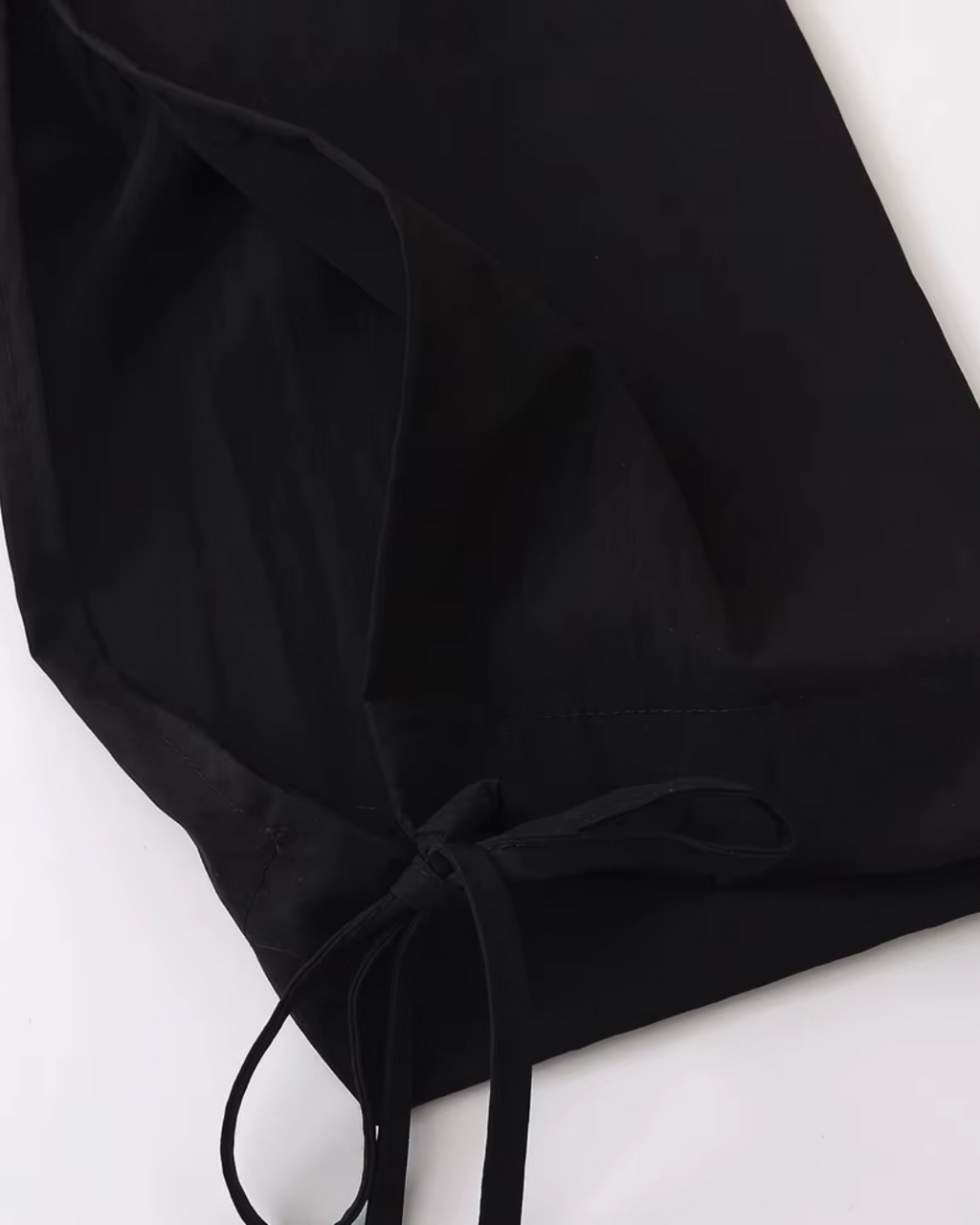 Chique V-Hals Gebonden Zwarte Cropped Blouse voor Dames