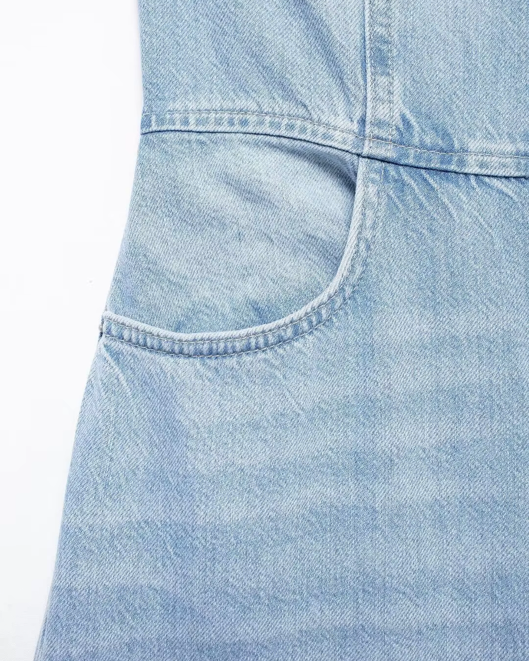 Stijlvolle Mouwloze Denim Jumpsuit met Wijde Pijpen voor Dames