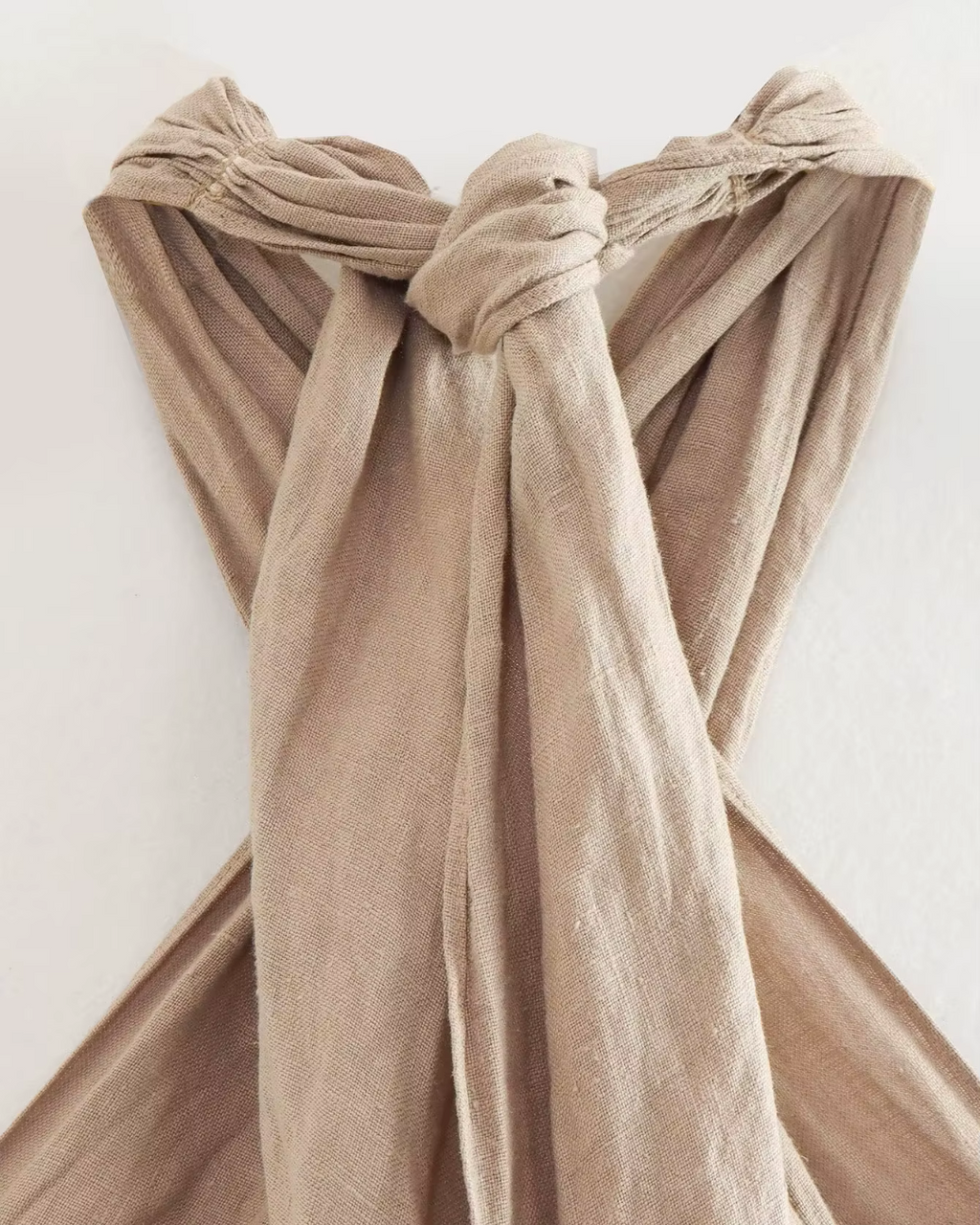 Elegante Rugloze Linnen Halter Crop Top voor Dames