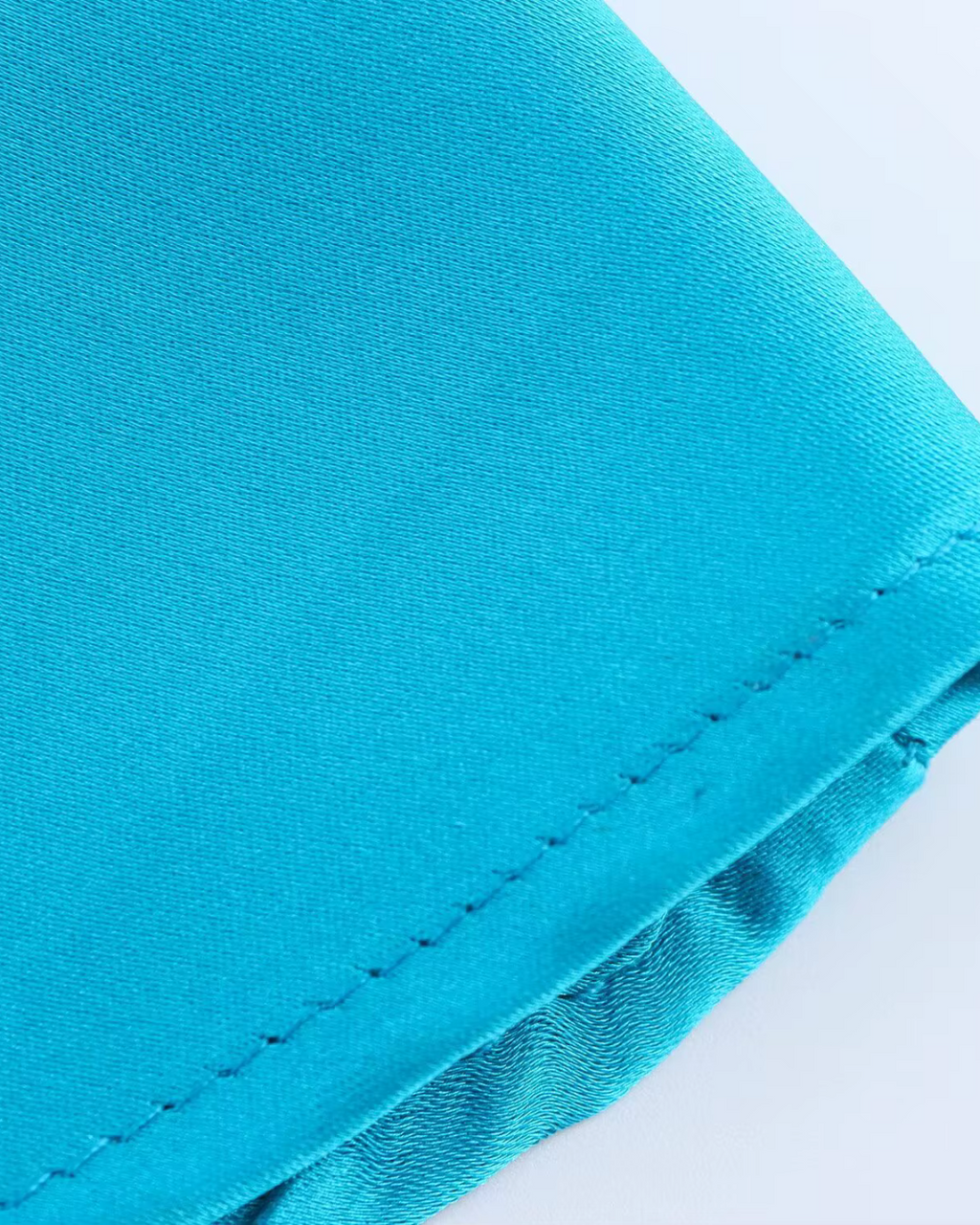 Blauwe Satijnen Jarreteljurk voor Dames