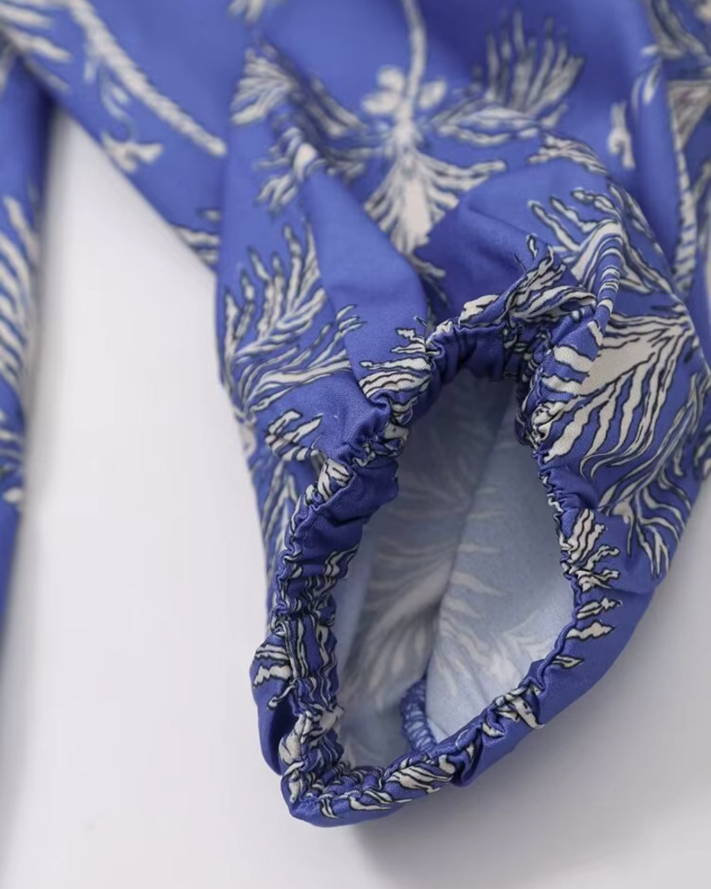 Elegante Luchtige Comfortabele Blauwe Bloemen Set voor Dames