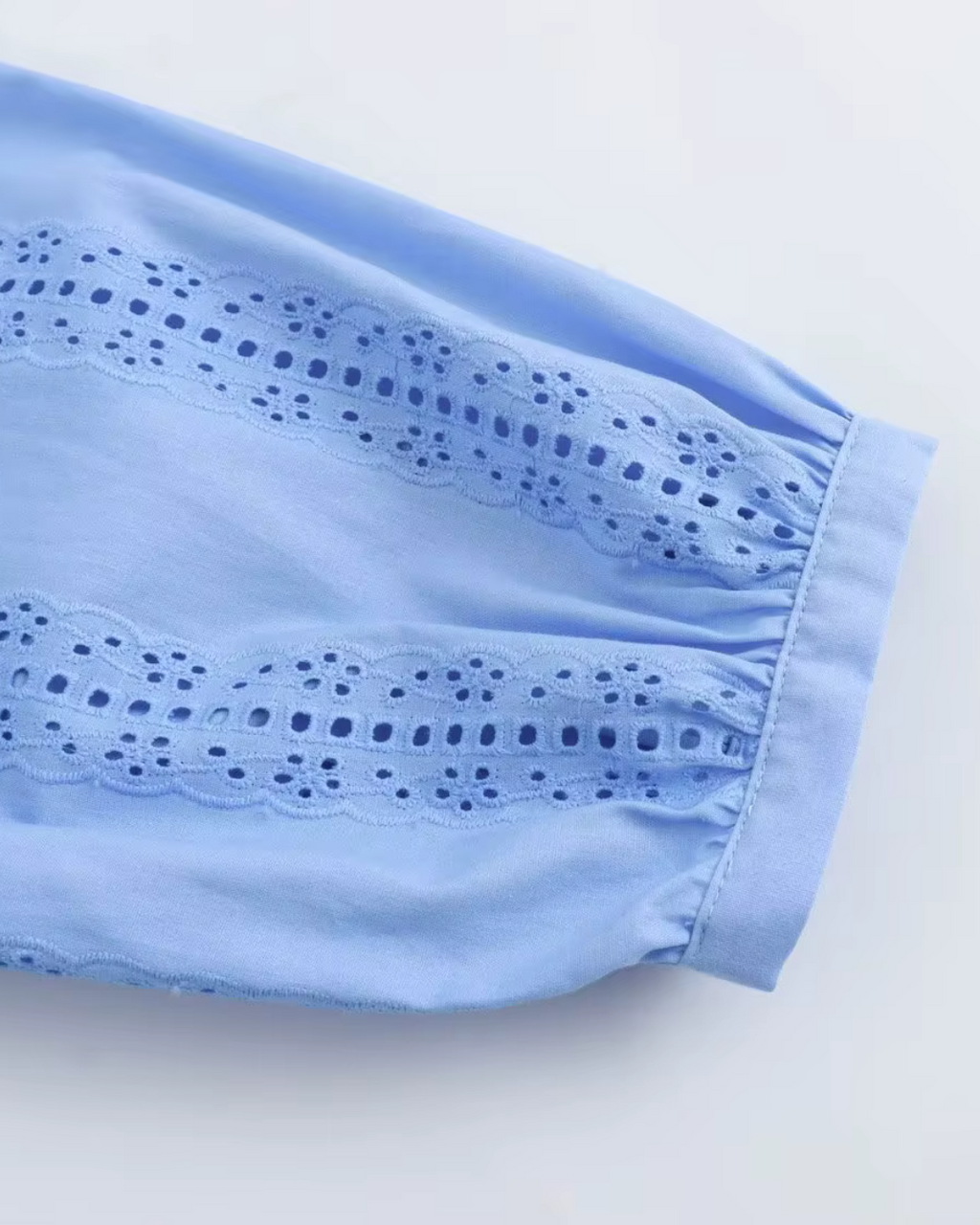 Geborduurd Overhemd met Veters en Pofmouwen voor Dames