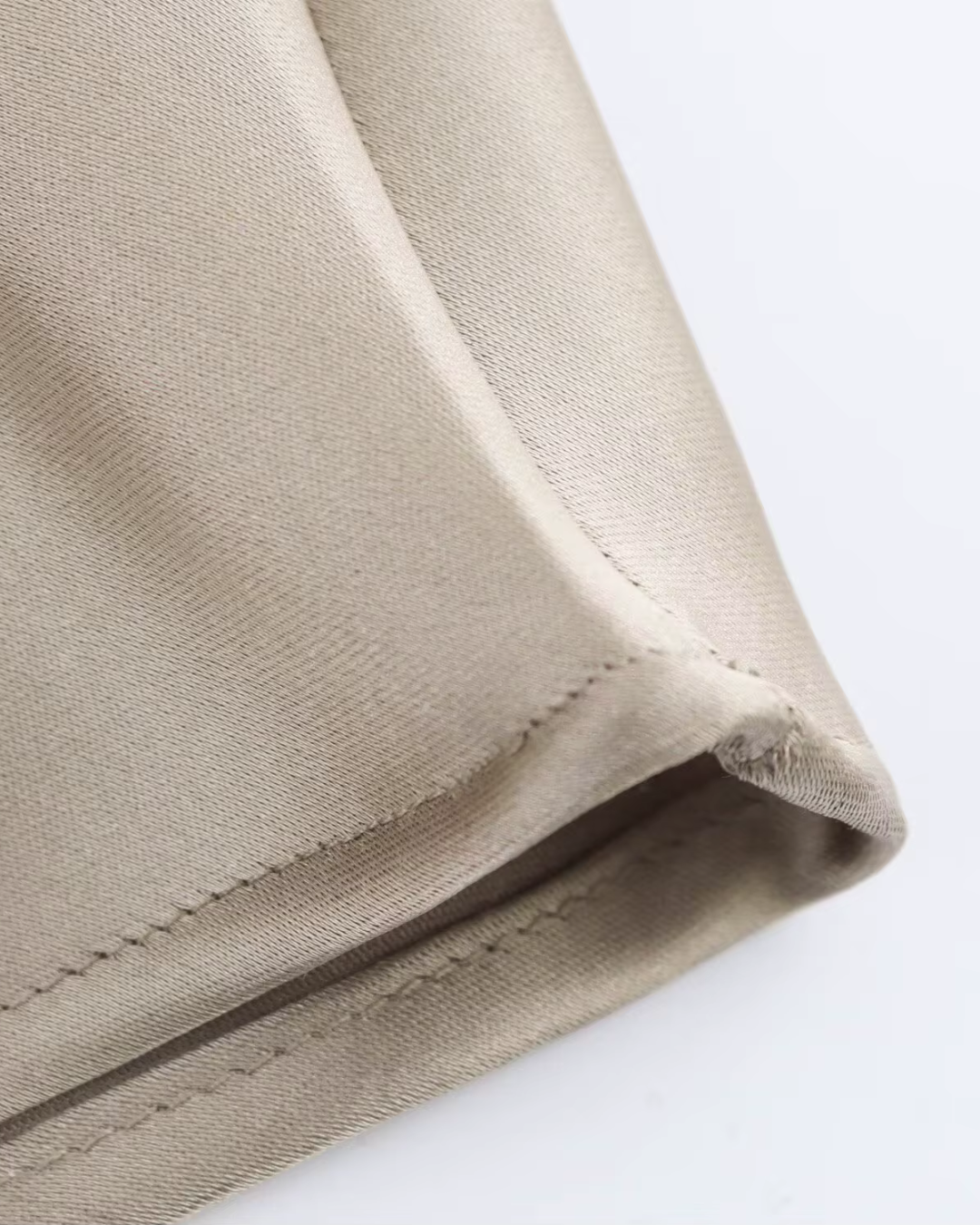 Elegante Slim Fit Midi Jurk met Uitgehold Design voor Dames