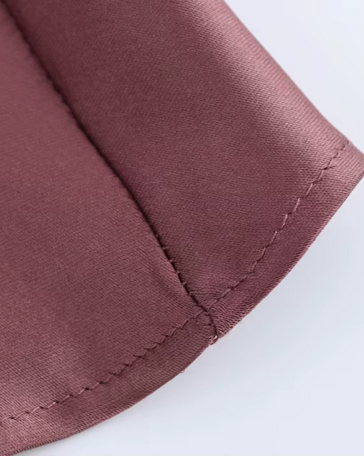 Elegante Satijnen Midi Jurk met Open Rug voor Dames