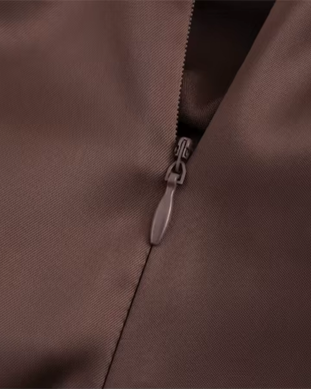 Elegante Satijnen Slip Midi Jurk met Plooien voor Dames