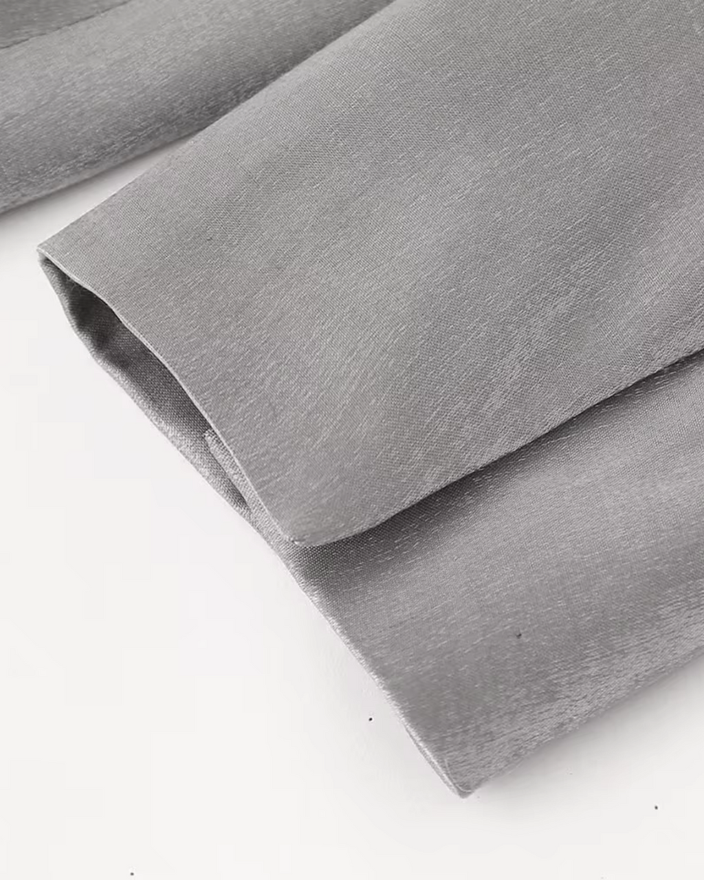 Satijnen Grijze Tweedelige Blazer en Broek Set voor Dames